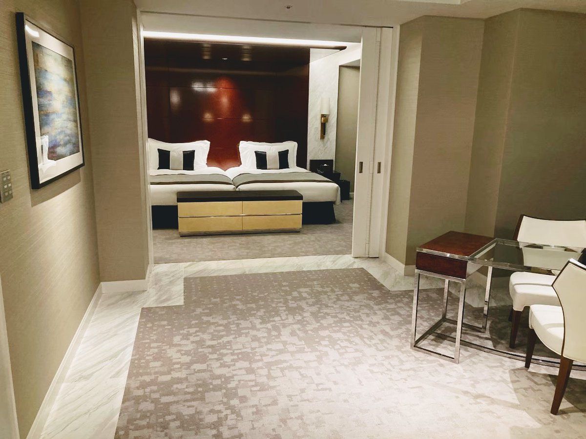 Yuki71798788's tweet photo. 新しくできた芦屋ベイコート倶楽部ホテル先月行ってきました🏨
とても綺麗で夜景も美しかったです
クリスマスイブ前にベイコートホテルで撮ったツリーをツイートします
(*ฅ́˘ฅ̀*)♡
皆様良いクリスマスイヴを迎えて下さいね❄☃🎅🎁💕🎄🎂✨
✨🎅MERRY CHRISTMAS🌲✨ https://t.co/sLxPvsLVFA