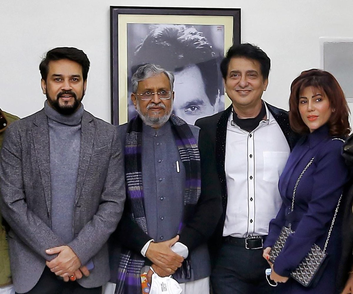 Ritu2121's tweet photo. The '83 preview in Delhi was praised by 80 MPs and other government dignitaries. I&amp;B Minister Anurag Thakur was all praises about the movie and cast and also Sajid Nadiadwala .

' https://t.co/PQ4qPKr4c0