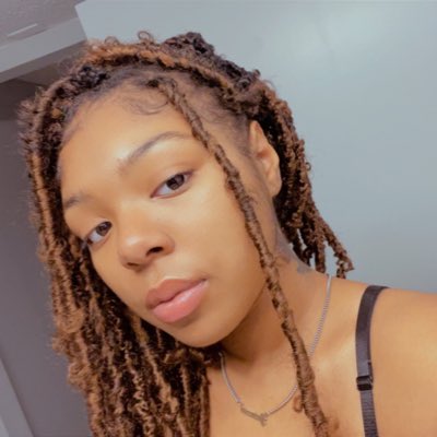 codeenameenya's tweet image. #NewProfilePic