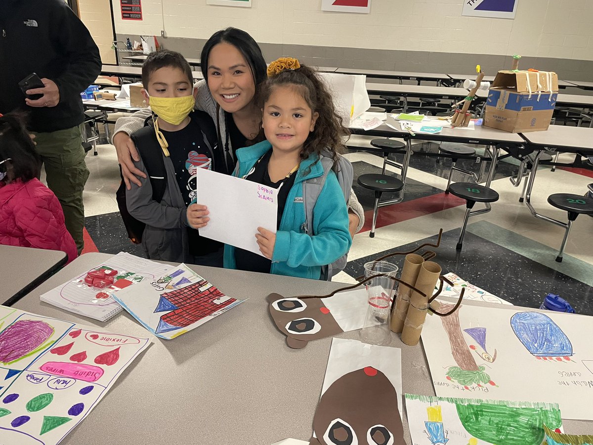 JCopelandMSE's tweet photo. What a great way to end our last day of STREAM Camp!  We learned about being an entrepreneur and building our own Lemonade Stand.  We shared all we had created with our parents at our STREAM Showcase.  @MES_Mustangs #RCSSTREAM2021 https://t.co/onkr60zNa5