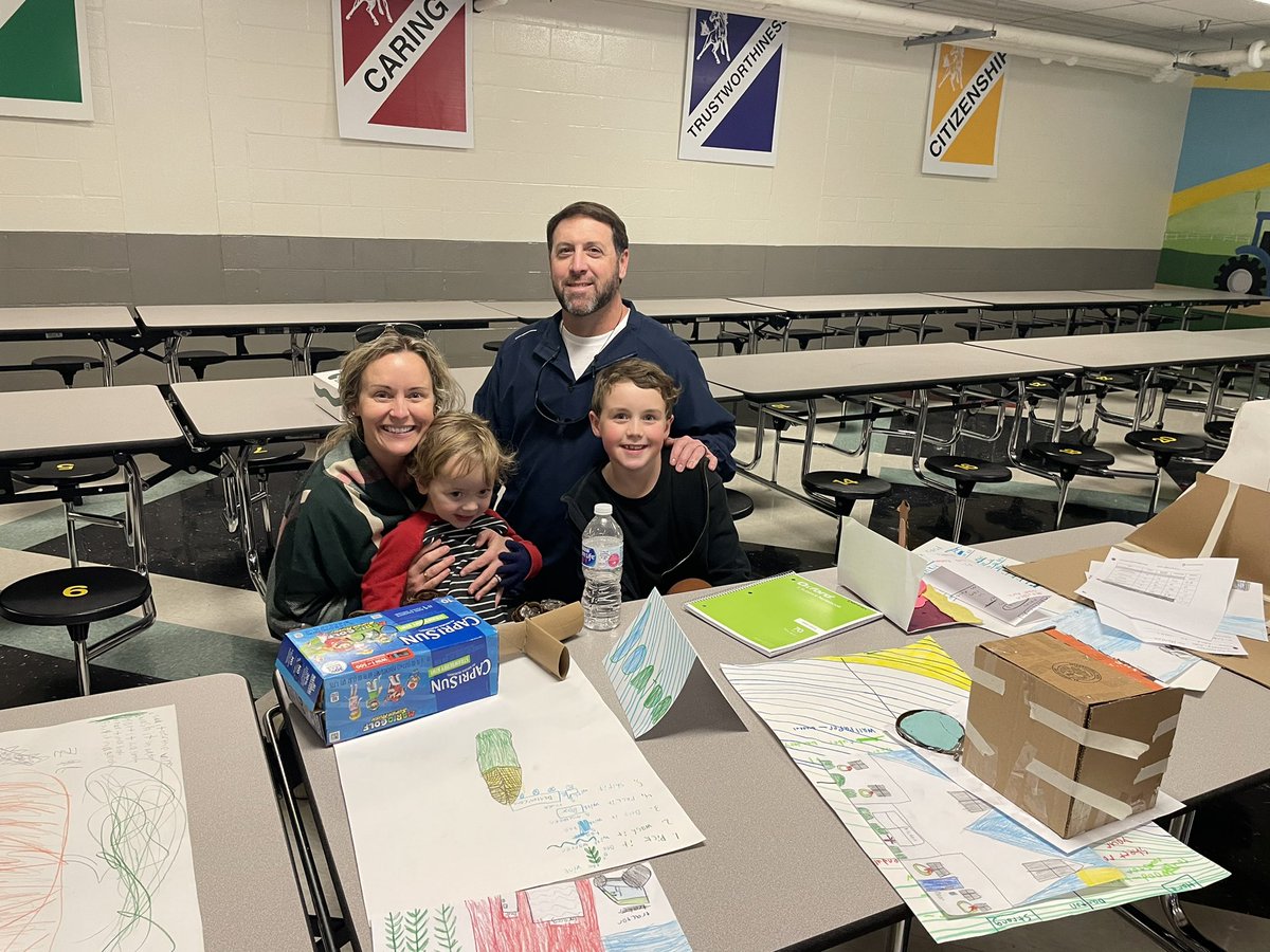 JCopelandMSE's tweet photo. What a great way to end our last day of STREAM Camp!  We learned about being an entrepreneur and building our own Lemonade Stand.  We shared all we had created with our parents at our STREAM Showcase.  @MES_Mustangs #RCSSTREAM2021 https://t.co/onkr60zNa5