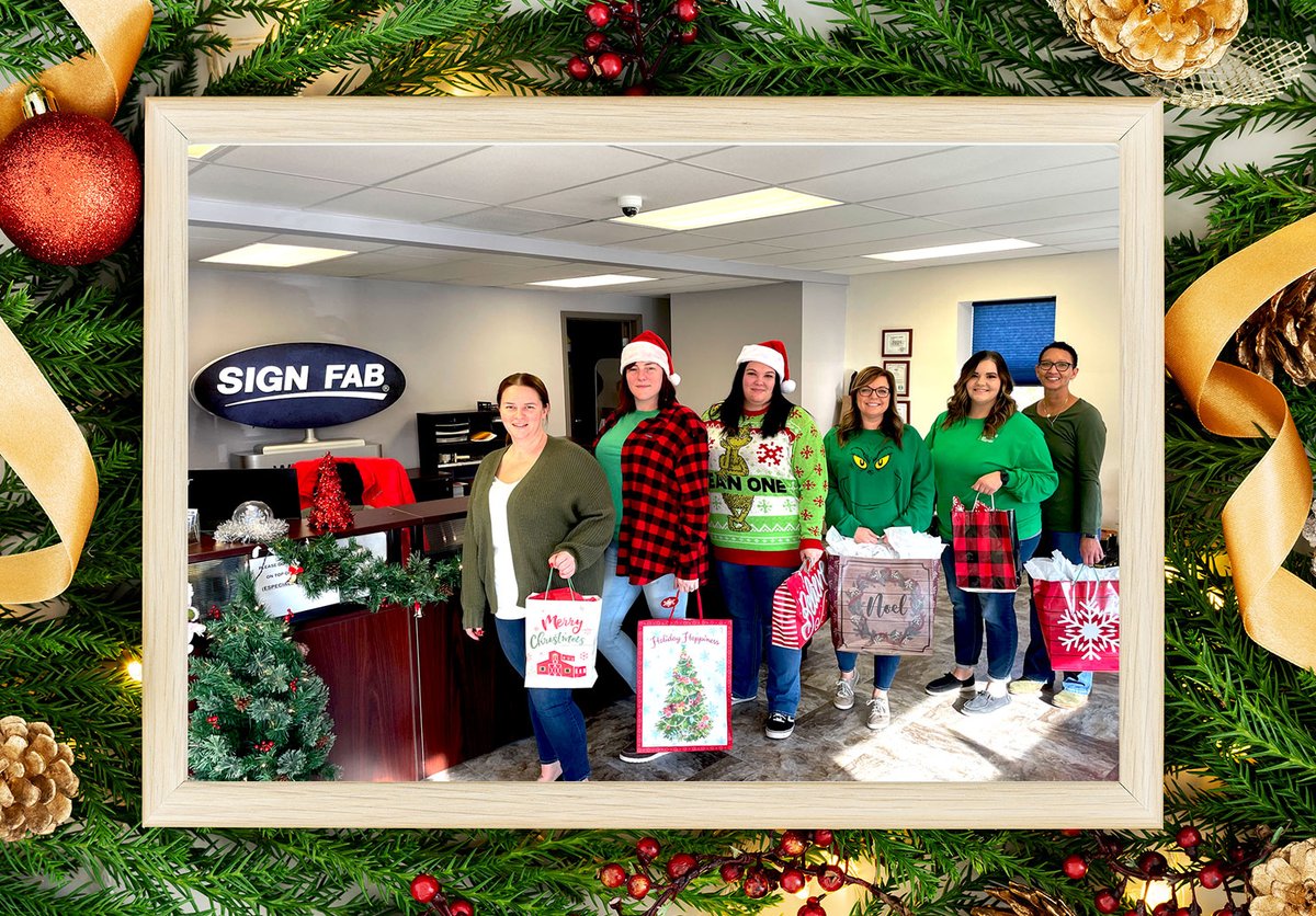 SignFabInc's tweet photo. We like smiling, smiling's our favorite!πOur #sales team had some fun dressing up this week.
Also, thank you for a great year and #MerryChristmas.
We will be closed December 24th and next Friday, December 31st for #NewYear's.
#SFNewsletter --> https://t.co/jzPKYQzNiX https://t.co/nEVdWxqVYl