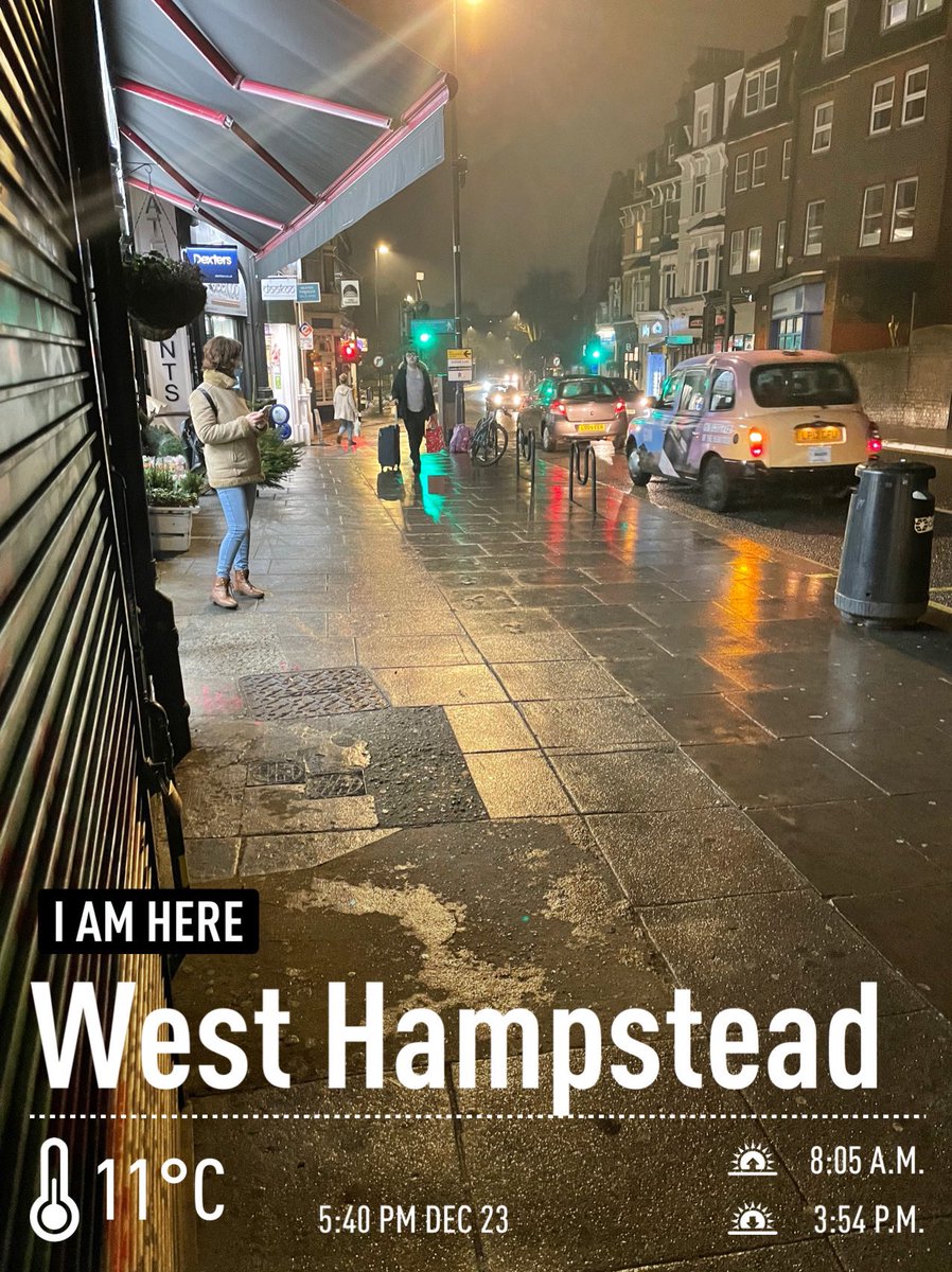 budgie's tweet photo. Heading back to the flat, having stopped off on the way for a #DailyConstitutional. Wet, but not particularly cold #weather. https://t.co/jd8WrzwtVA