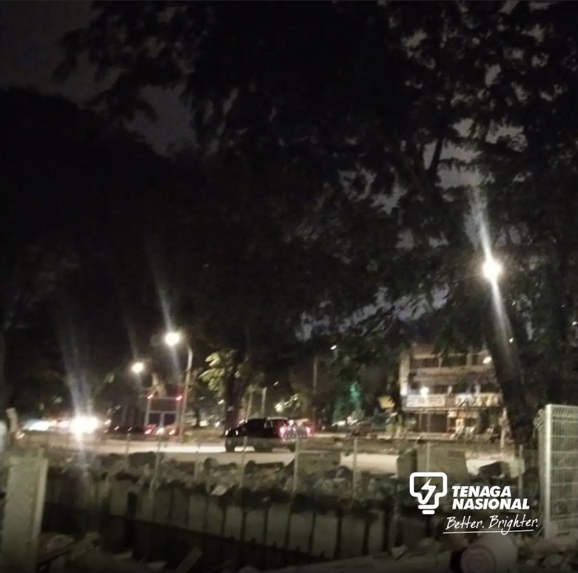 IsmailSabri60's tweet photo. Sri Muda kembali bercahaya malam ini.

Terima kasih kepada seluruh warga kerja TNB! 

@Tenaga_Nasional https://t.co/t3R4Tepg7S