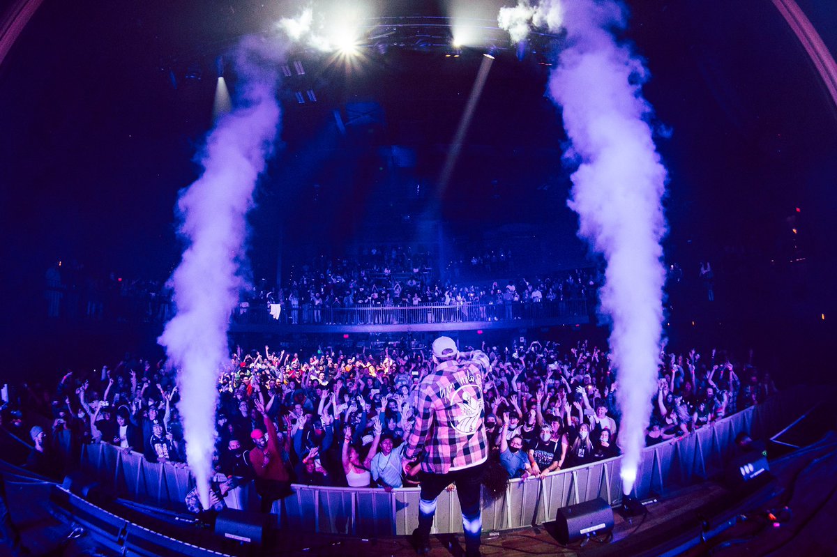 sanholobeats's tweet photo. ATL I REALLY LUV U !!! ❤️🧡💜 https://t.co/KzL8oMJNlL