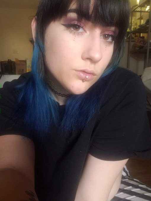 Send your Christmas Bonus to me  $Eden0sana  &bull;&bull; Findom Domme paypig paypiggy humanatm femdomme cashcow