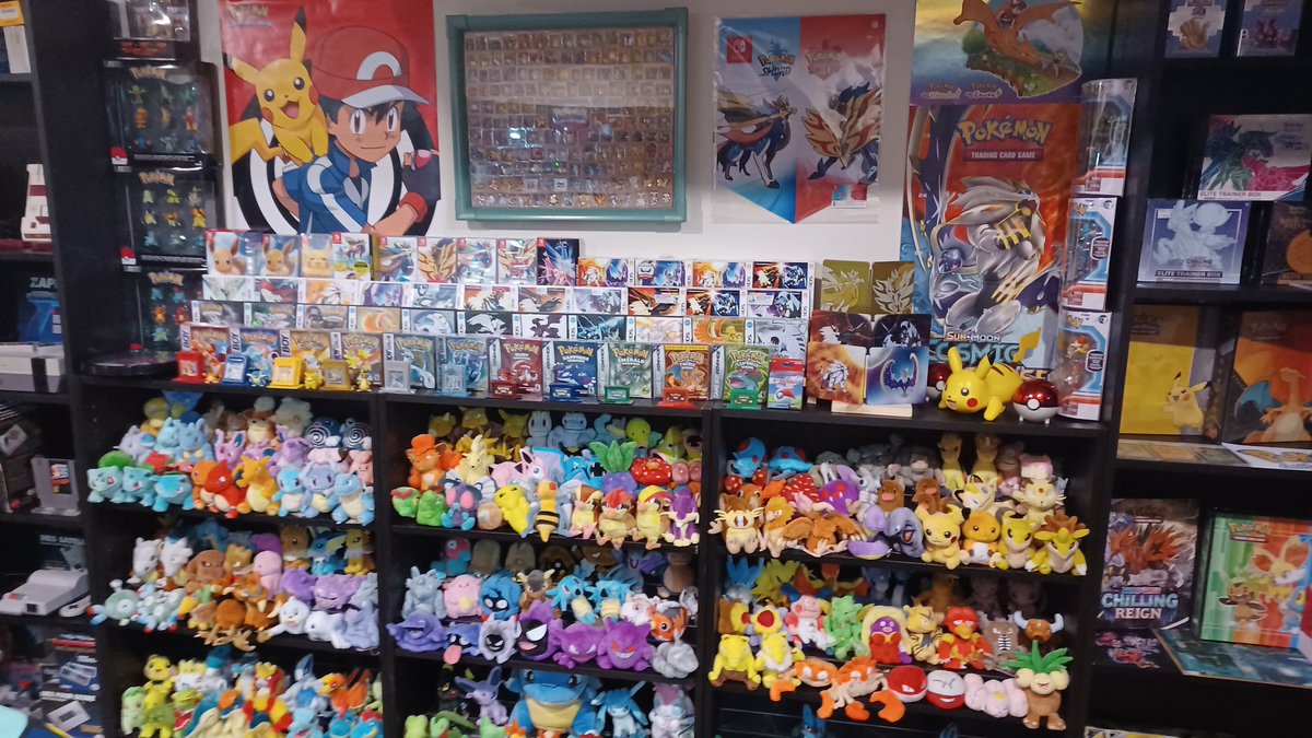 CollectNintendo's tweet photo. New Pokémon wall is complete! #Nintendo #Pokemon #NintendoRoom https://t.co/tgb654dRRI