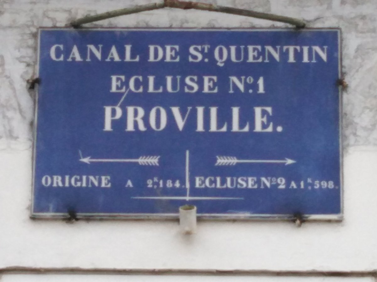 ChRolandMaths's tweet photo. 📸 pour @mathsenvie prise lors d'une belle randonnée le long du canal malgré le ciel gris et la température proche de zéro.

🤔 Quelle est la distance entre l'origine et l'écluse n°2 ?

#maths #mathslove #mathsconcret #mathsenvie #mathsquotidien

#faitesdelamarche #capital #santé https://t.co/AVpnm0W2a1