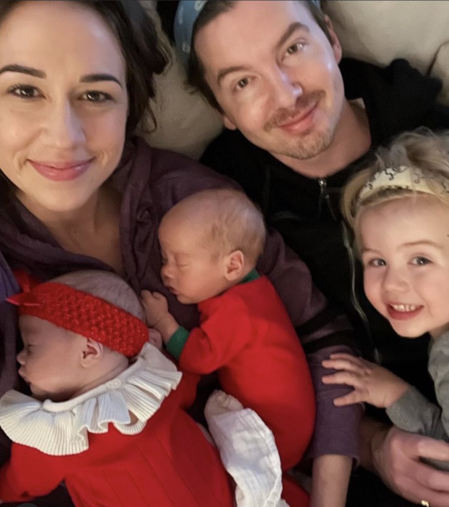 Sydvaughnfan2's tweet image. HOW IT STARTED.            HOW ITS GOING 🥺🥺🥺 @ColleenB123 @erik_stocklin #Erikleen