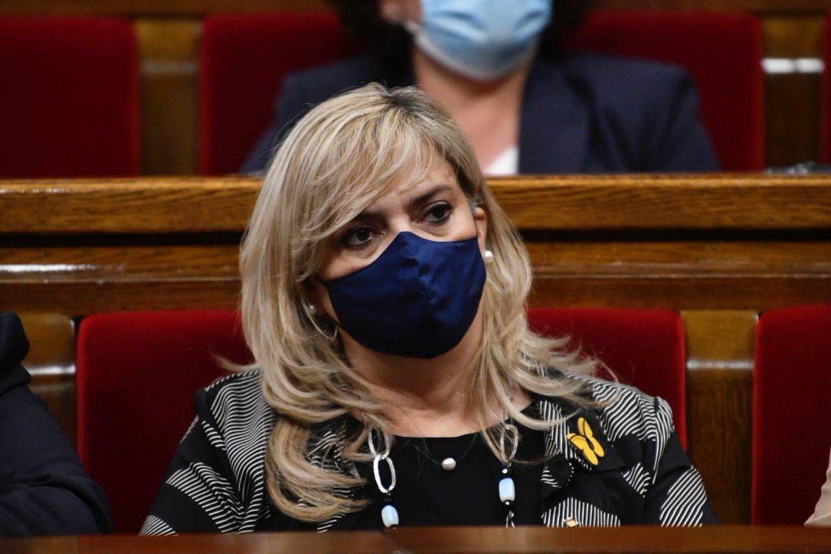 ViolantCervera's tweet photo. Aprovats els #Pressupostos2022 que incrementen un 30% la inversió del departament. Un pas important per actuar per reduir llistes d’espera, l’autonomia personal, la lluita contra la pobresa, la infància o l’habitatge.

Un pressupost per un país amb #DretsPerATothom #ReactivemCAT https://t.co/7hBaG6P2bz