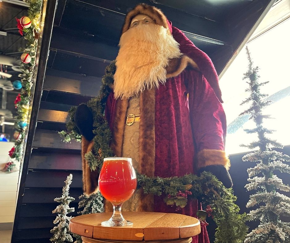 Metal Monkey Flashing Santa (Winter Warmer) (8.4% ABV)
Experience this boozy <a href="/MetalMonkeyBrew/">Metal Monkey Brewing</a> seasonal Winter Warmer Spiced Ale brewed with fresh Ginger Root, Cassia &amp; Ceylon Cinnamon. 
Keep an eye out for Santa! 🎅

🕰🎄 Hours
Christmas Eve ~ 11 AM - 8 PM
Christmas Day ~ Closed