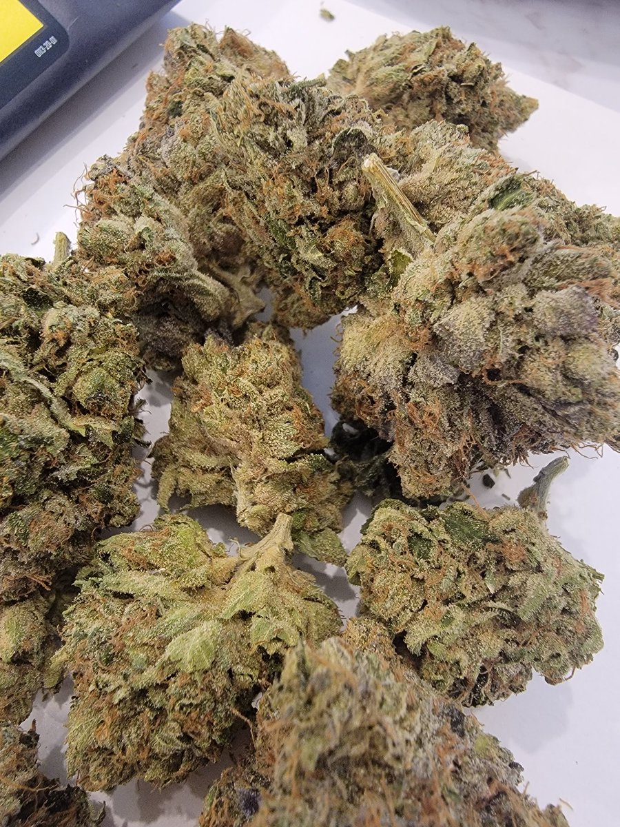Pink Kush (Savary) 28g by @brokencoastltd