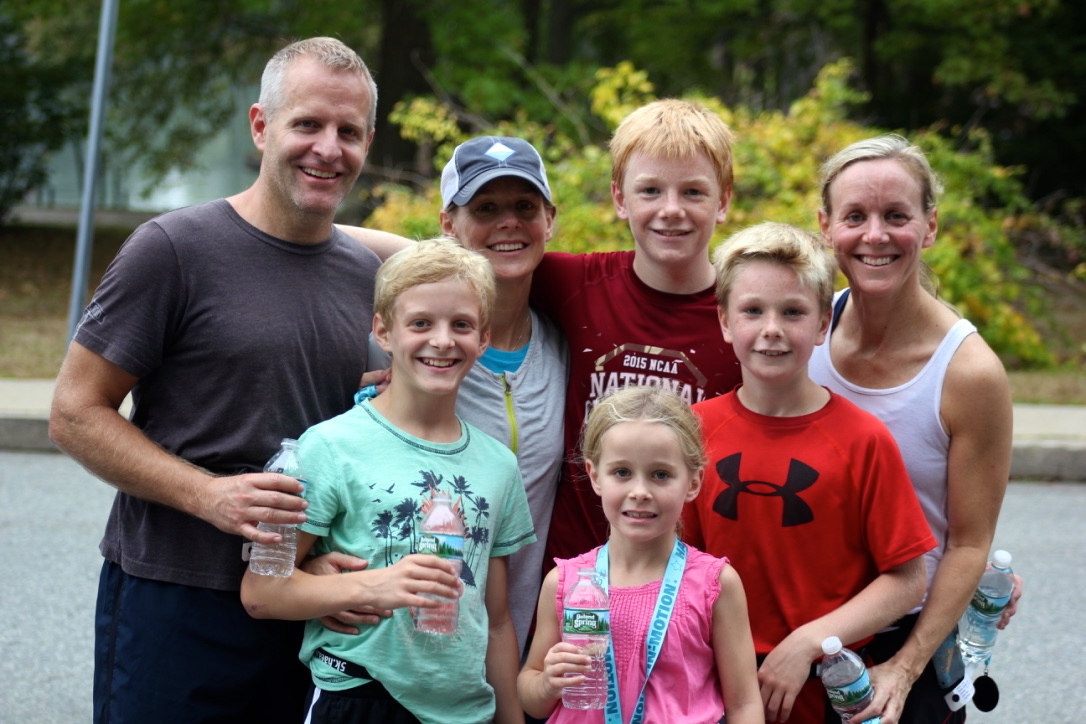 US_HAEA's tweet photo. 🏃♀️ #TBT to the 2017 HAE IN-MOTION 5k in Providence, RI!
Were you at this event? Let us know in the comments below!
#HAEA #HAE #HereditaryAngioedema #HAEINMOTION https://t.co/IWbU8pTsdo