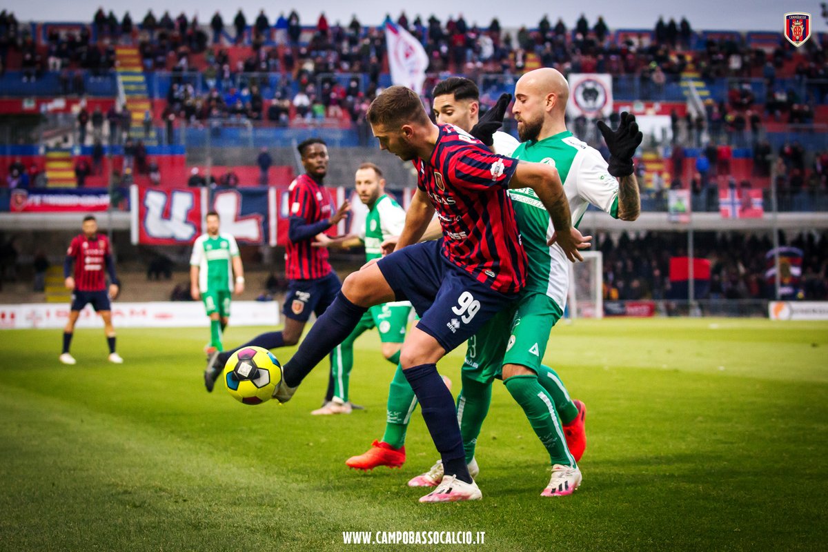 sscampobasso's tweet photo. 🔴🔵 Fotogrammi #CAMAVE https://t.co/YMghwKv9ny