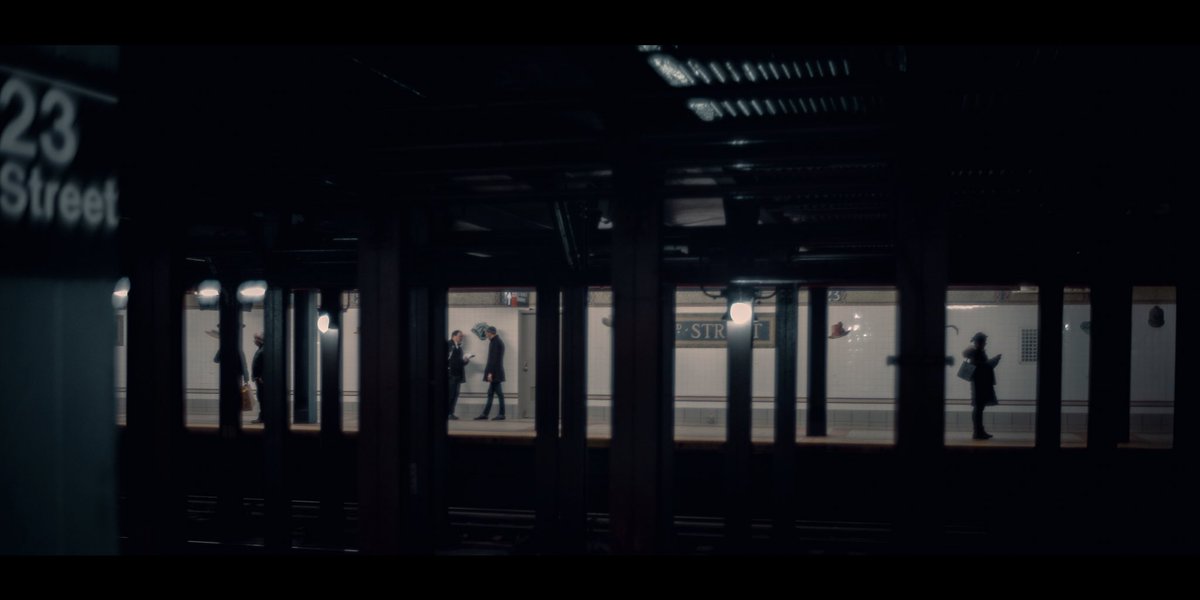 monaris's tweet photo. Blurred lines. / NYC https://t.co/eWPzSt3cCl