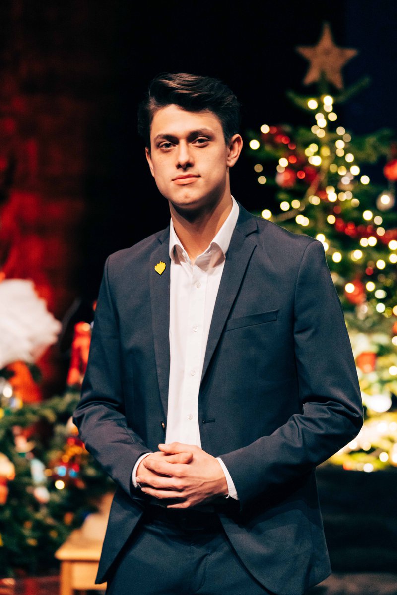 GLiveshow's tweet photo. Looking g👀d.💥 #iedereenaverECHTs https://t.co/H9COFpeuYm