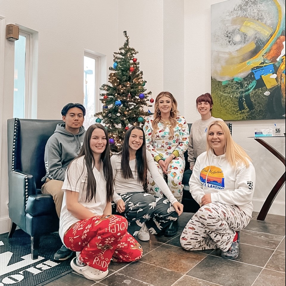 Block36MSU's tweet photo. The Block 36 Team hopes that you have a great holiday season and safe travels to those of you who travel for the Holidays! 🎄 https://t.co/zQT2dbSll6