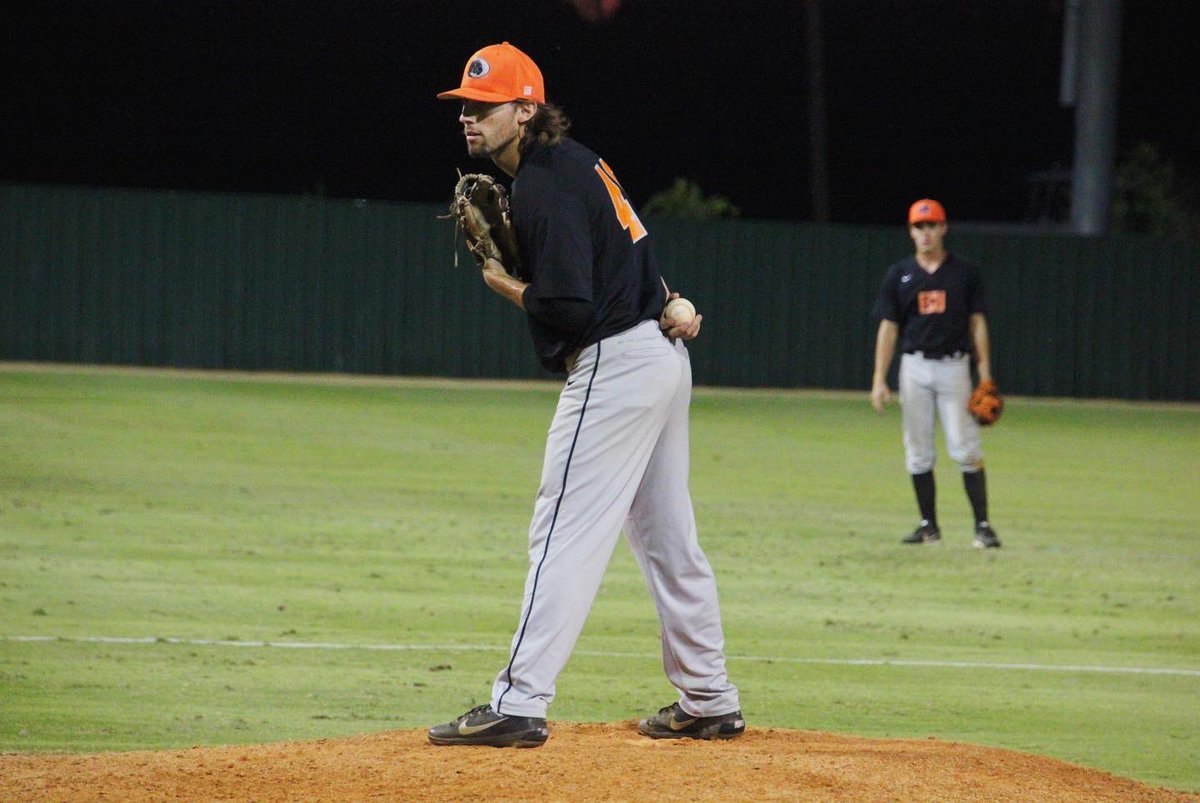 ECUTigersBSB's tweet photo. 🚨 40 days! 🚨 This year Bryce Crawford will be wearing #40! Bryce is a junior from Shawnee, Oklahoma! His favorite baseball team is the Boston Red Sox! We can’t wait to watch him dominate the mound this year! https://t.co/VwjgOSd7rG