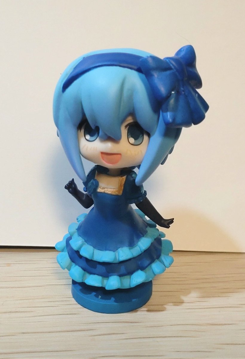 blueiziz's tweet photo. そういや友人にねんどろぷちと
今回のクレアちゃんのフィギュアの体を元にしてこれを作ってもらったんですが
いやもう、すごすぎて言葉にならない。かわいすぎるので自慢させてください。 https://t.co/TuHmTzTnhG