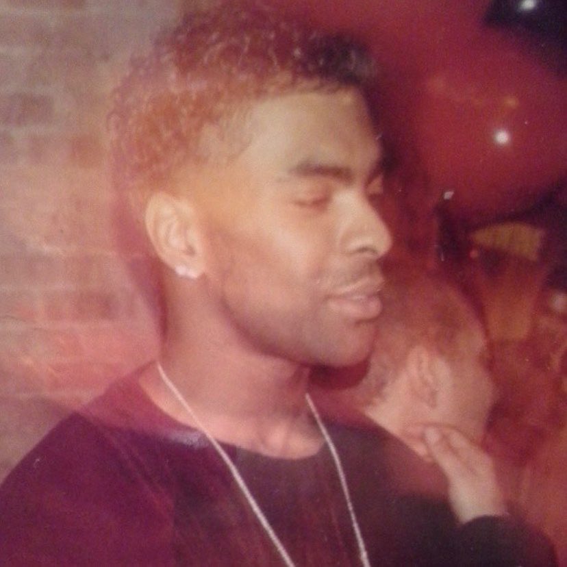 bestofginuwine's tweet photo. Ginuwine at his release party for 100% Ginuwine at the River West in Chicago (1999) https://t.co/h89875dANF