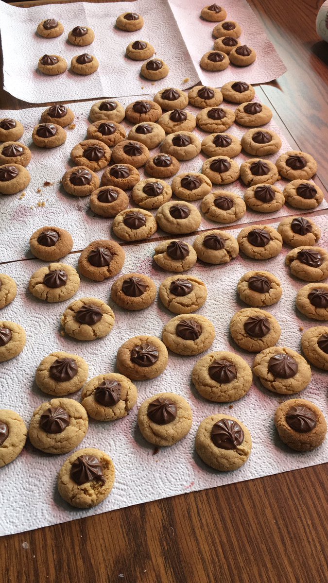 Faeblackwolf's tweet photo. My mother says she wants to only bake a few cookies. She already has three different types planned and is now actively looking for more.
I feel the urge to apologize to my cat for the old lady and her shenanigans. https://t.co/vBylb4Rv5G