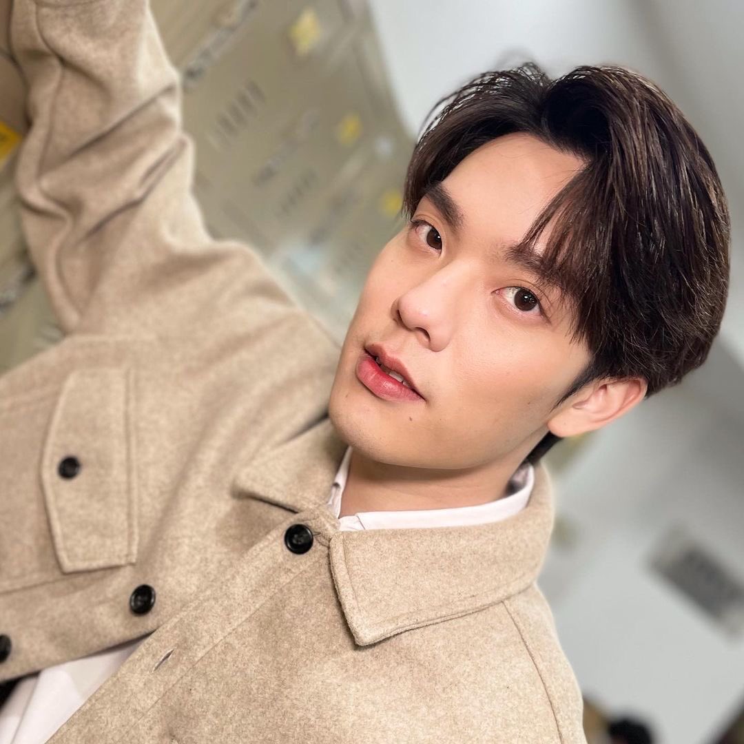 sbfive_mx's tweet photo. Gracias por los 1.2 M de seguidores❤️

📸 : @smind.bura

#sbfive #ctrpanuwat #coptersbfive  #ม่อนเตอร์ #MonTer #คิมคอปcc https://t.co/CwhOiA94AN