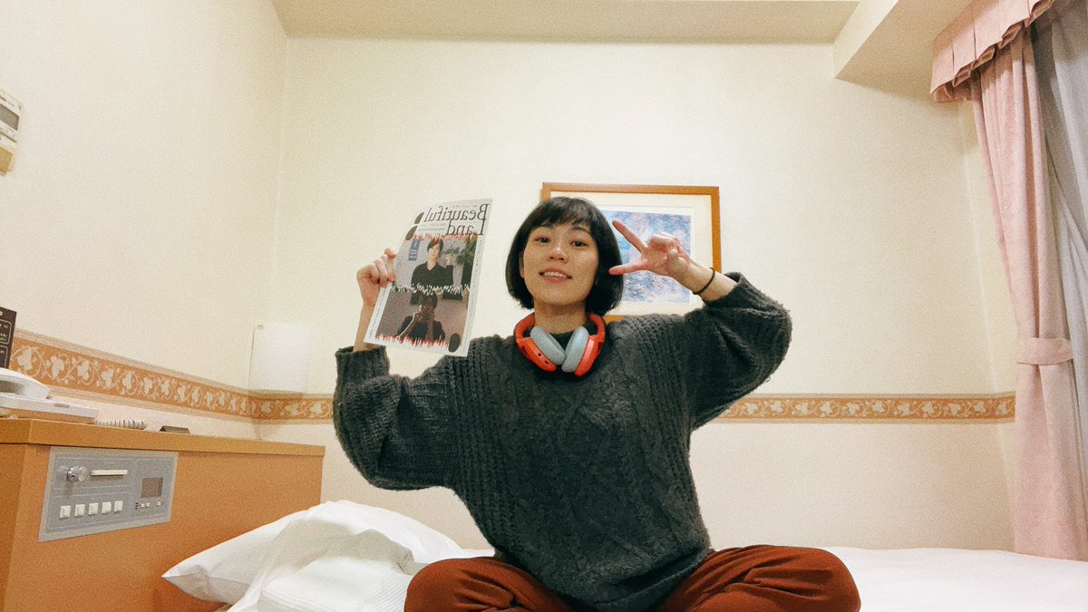 PocoWss's tweet photo. #noyR
#BeautifulLand
小屋入りしました!
私はホテル入りも🏨
若葉町ウォーフ、面白い空間。
舞台美術も素敵素敵✨ ワクワクすっぞ。
客席からはどんな風に見えるんでっしゃろ?!
その���で確かめて!
👇チケット
https://t.co/MoDjl6Q2my
👇配信チケット
https://t.co/pk7fIgsAIq https://t.co/LTAo5lLScQ