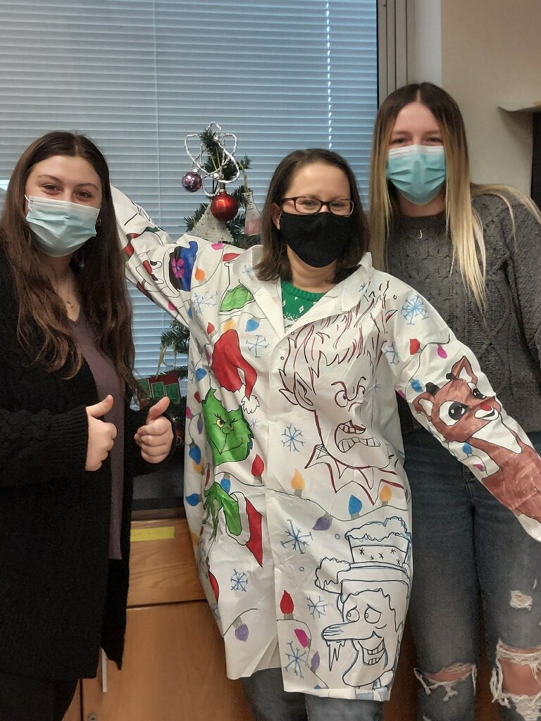 ChemTechTeach's tweet photo. Mrs. Kerr’s Ss designed an awesome Christmas-Character lab coat! #slaterscience #chemistry #UglySweaterDay #labcoats @SlatersBAHS https://t.co/XG7zKqISSX