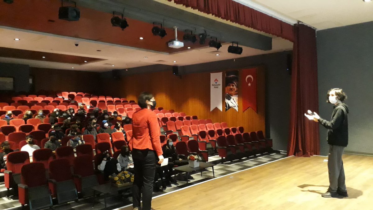 9. Sınıf öğrencilerimizle Master6 Kişisel Gelişim Semineri kapsaminda Çatışma Çözme Becerileri etkinliğimizi tamamladık. Vaka incelemeleri yaptık ve çatışma çözme yöntemlerimizi gözden geçirdik.❤️💙