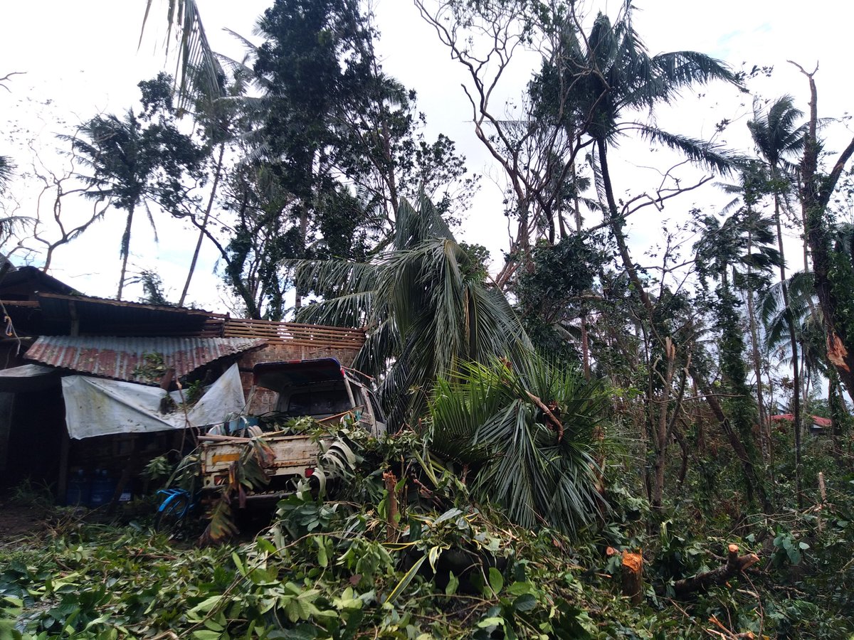 belindzuuh's tweet photo. I'm knocking to your hearts and soul please donate goods or a small amount for Bohol (I am resident of Bohol) I only have this spare time after the total blackout and no internet connectivity due to typhoon Odette.
Gcash: 09169934403
#BoholneedsHelp
#BangonBohol https://t.co/JE3r5lQgub