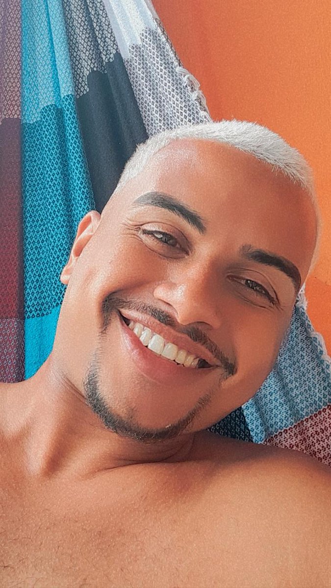 eaizuzu_'s tweet photo. Já é natal ❄🥶📏 https://t.co/8rrjUvUfvX
