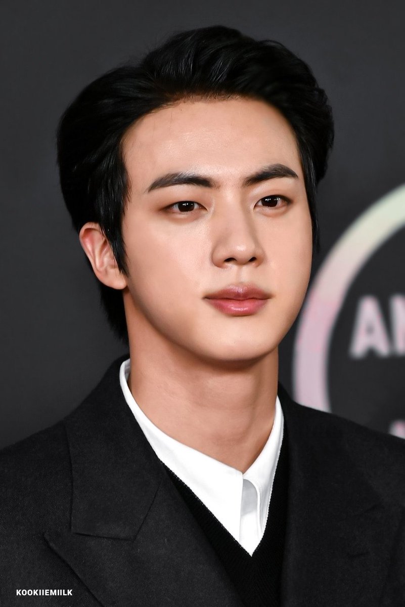 RJSeokjinnie's tweet photo. this picture deserve to be in your tl everyday https://t.co/LuY5GE7Ypg