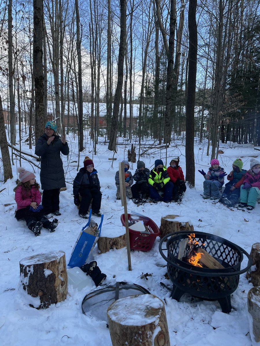 Hackettb's tweet photo. Celebrating the shortest day of the year and more daylight to come! Thank you @PoorAmy @Grade1Purvee @primergradovt for a great day! #mmuusd #resvt https://t.co/7D12gxJwnb