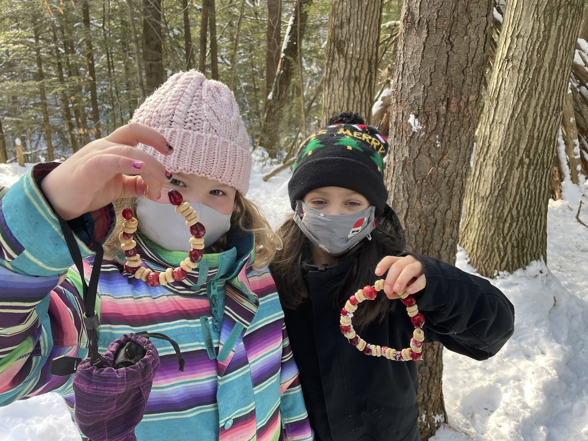 Hackettb's tweet photo. Celebrating the shortest day of the year and more daylight to come! Thank you @PoorAmy @Grade1Purvee @primergradovt for a great day! #mmuusd #resvt https://t.co/7D12gxJwnb
