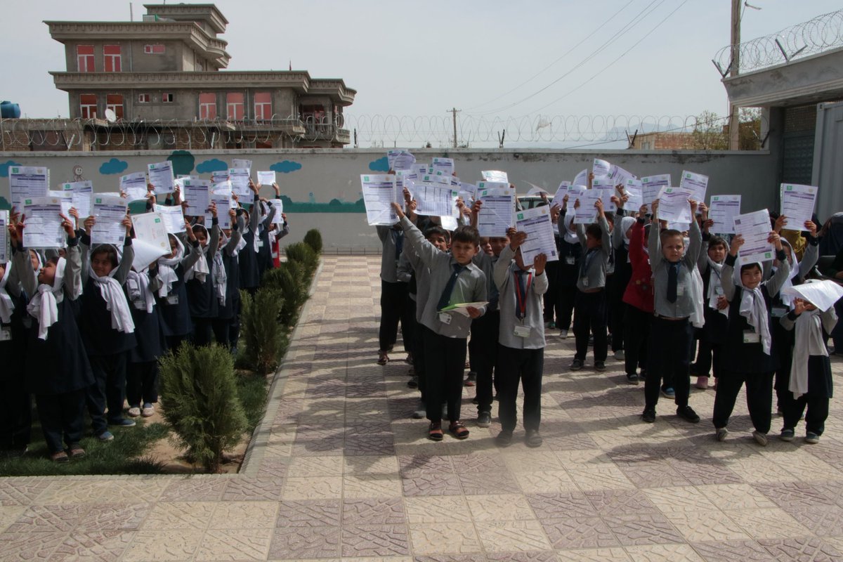 Mehrabanon1's tweet photo. اعلان نتایج آزمون نهایی سال تعلیمی 1400 مکتب ابتداییه مهربانان.

موفقیت تان مبارک دانش آموزان عزیز! https://t.co/ixjhSpXrW9