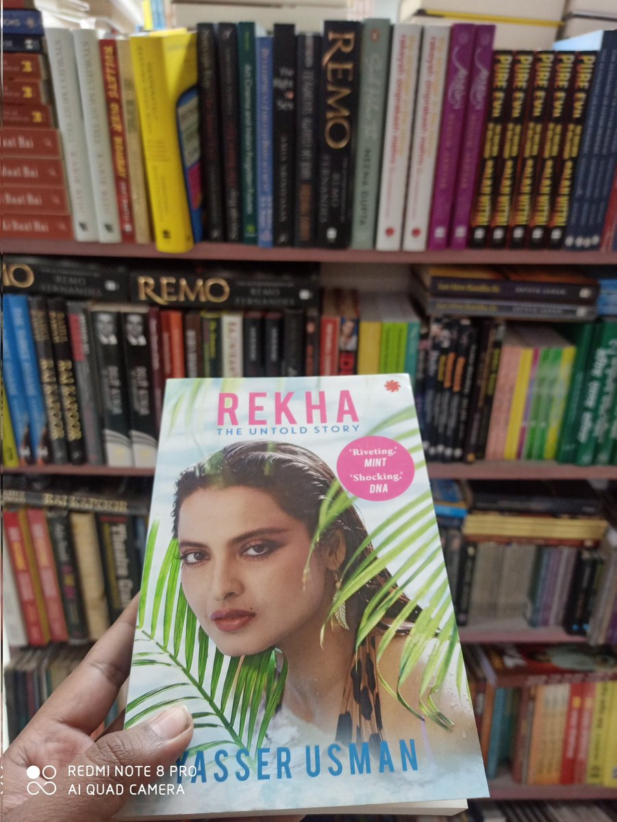 abhinavgoel21's tweet photo. Good evening from lucknow @yasser_aks
#Universalbookstore https://t.co/TFeAhIwr9L