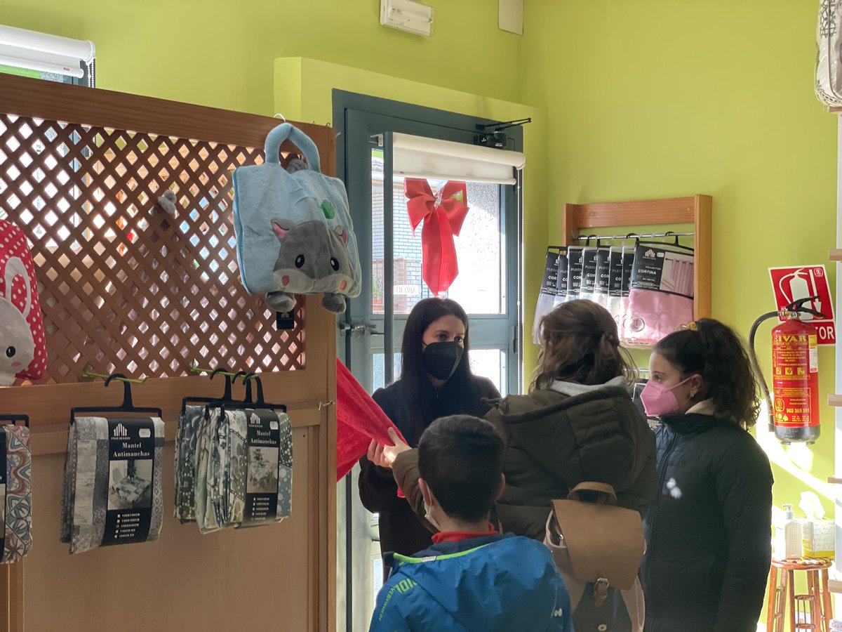 ☃️ ¡La NAVIDAD invade #MiReinoMiHogar!

👉🏼 Dos semanas con el establecimiento a pleno rendimiento y qué mejor manera que en la época más bonita.

🛏 Dale un aire nuevo a tu casa de cara al nuevo año y renueva tus útiles de tu hogar.

🎄 ¡Felices y confortables fiestas amig@s!