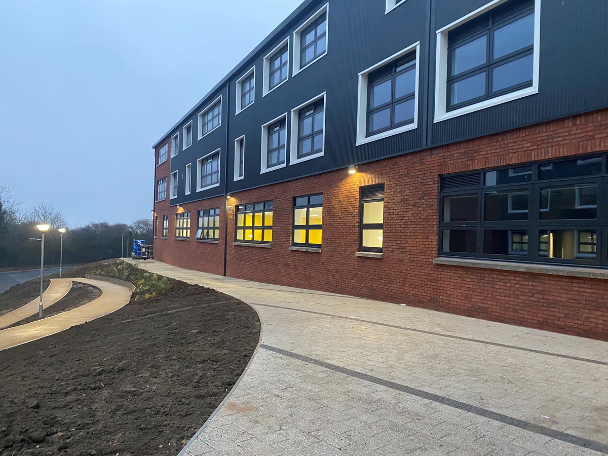 Fantastic to handover Phase 1 of Pencoedtre High School today. Well done to the project team... handed over just in time for Christmas!🧑‍🎄<a href="/BouyguesUK/">Bouygues UK</a> <a href="/AECOMBuildPlace/">Buildings + Places</a>  <a href="/HLMArchitects/">HLM Architects</a>  @hydrocknews <a href="/cambriauk/">Cambria Consulting Ltd</a>