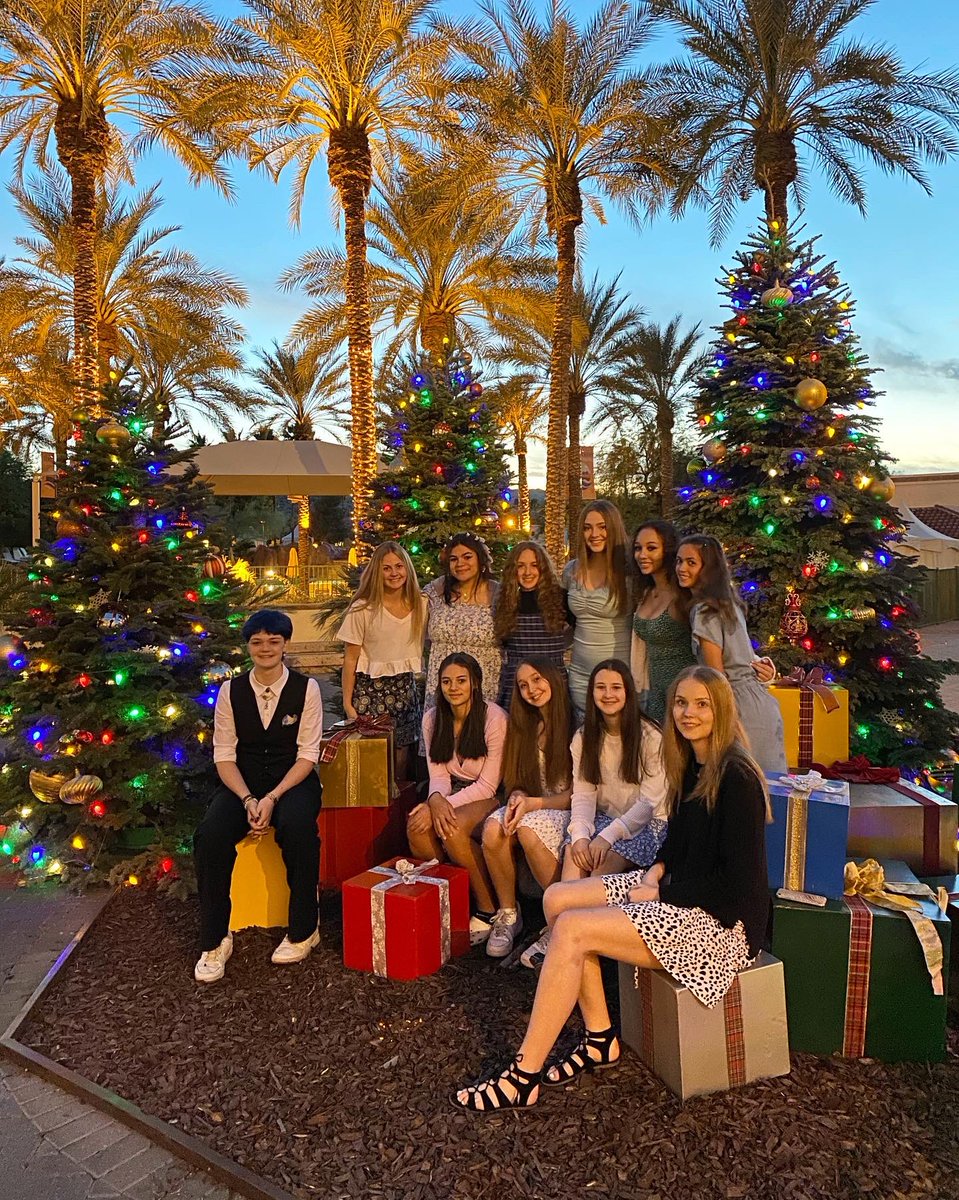 TR_GBBall's tweet photo. Left AZ Tournament of Champions 4-0 winning our bracket! Great team trip🐻 #AyeLetsGo #RidgeGBB #AllIn #Together https://t.co/jRwNfeLg33
