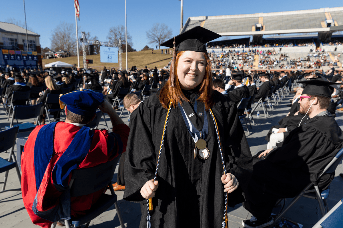 GeorgiaSouthern's tweet photo. From her first visit to Georgia Southern, Brianna Shirey felt at home. She found her place in the Parker College of Business and, this month, she crossed the stage at Paulson Stadium, graduating with a bachelor's degree in marketing.
Read more 🔗 https://t.co/FROUDbfOcf
#GSGrad21 https://t.co/2mleeL7mD7