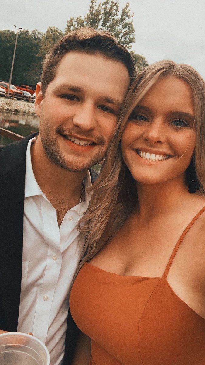 Emily_hogan01's tweet photo. As of yesterday I’ve officially been with my man for 6 whole years. Who would’ve thought that two juniors in high school would grow and experience as much as we have together. I’m so thankful I have you to go through life with🤍 @Crutan11 https://t.co/lov3pW8GOI