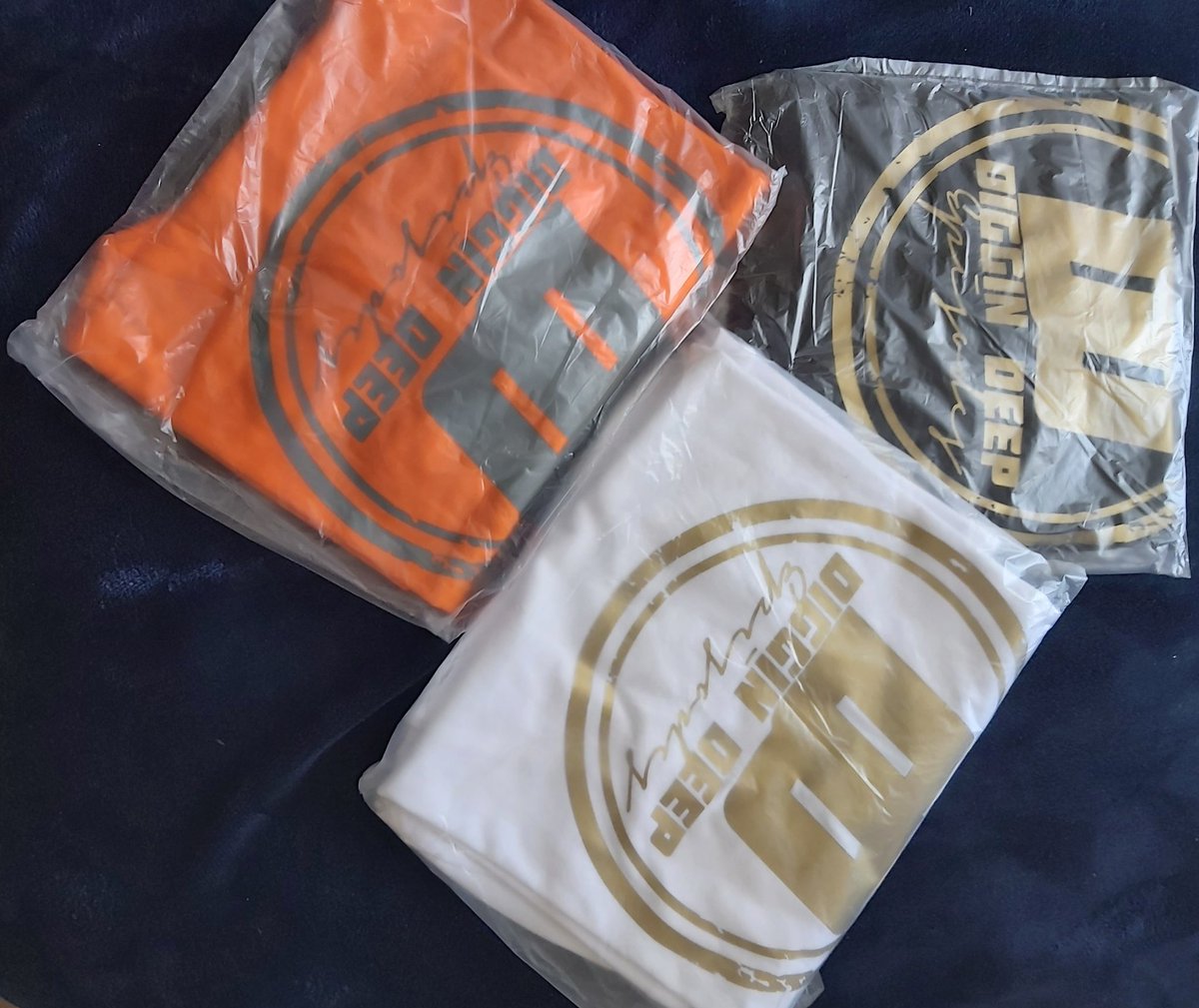Mista_Smash's tweet photo. Spread in the #musicalmessage of #TwitterforDeepandSoulfulHouse
#Gqeberha orders being shipped #diggindeepepisodes https://t.co/TR6Z8AN7Zs