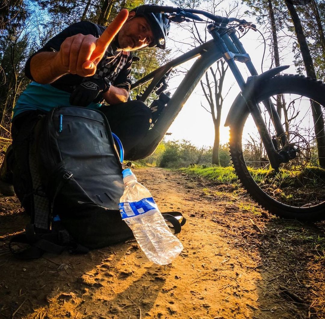 muc_off's tweet photo. Thank you to everyone who got involved with our #BadToRad campaign! Today is the last day to enter and win some rad prizes for tidying up your local trails.
But it’s a cause that never stops! Whenever you hit the trails, leave no trace. Dispose of your rubbish correctly! https://t.co/wE2s8Lp4KF