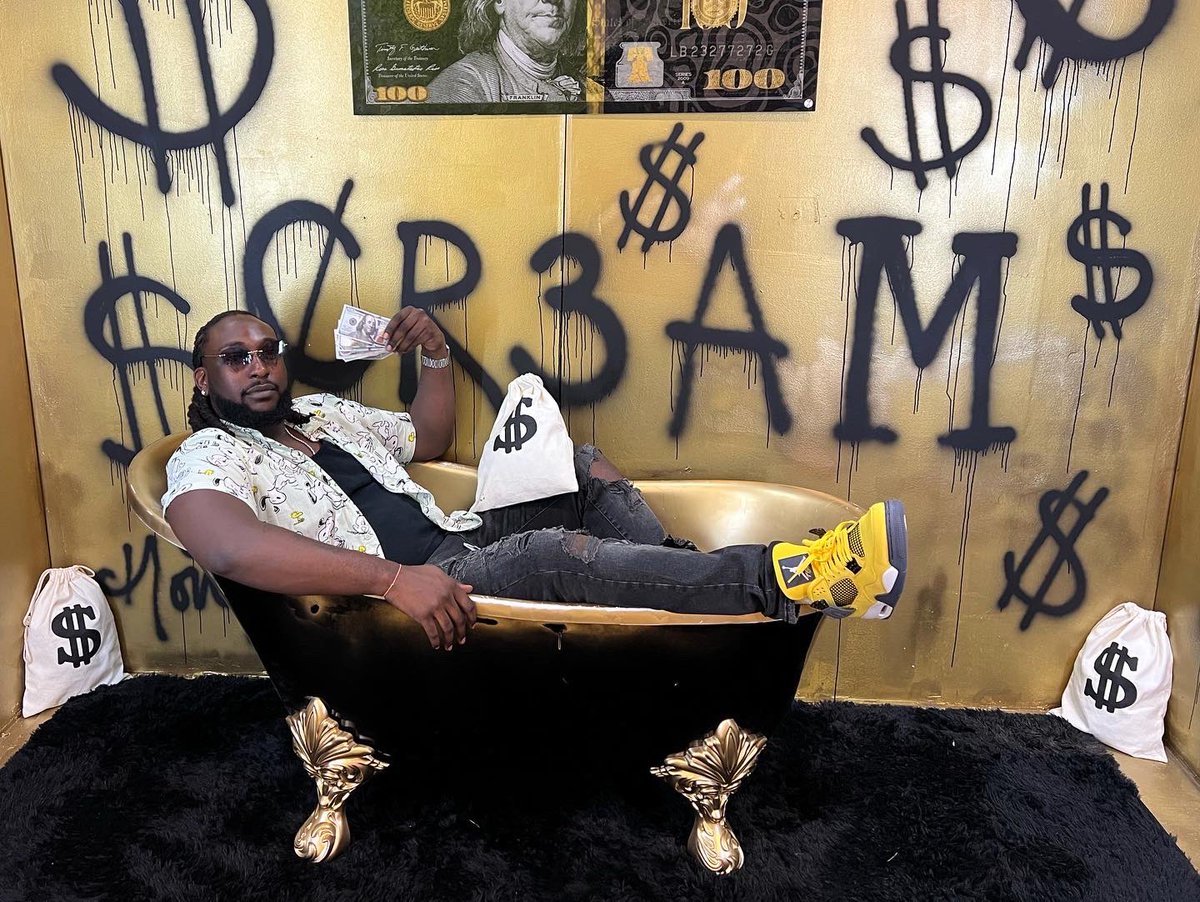 DrewStar1100's tweet photo. โGettn to the bag bag I be in my bag,
Hustle all day cause Tonight ima throw a bagโโผ๏ธ๐ฐ๐ค๐ฐ๐ฏ
#locationscouting #newmusic #videos #rapartist #2k22 #Maryland #musicproducer #artistoftiktok #workofart #learnsomthingnew https://t.co/f4OP6A1Hdg