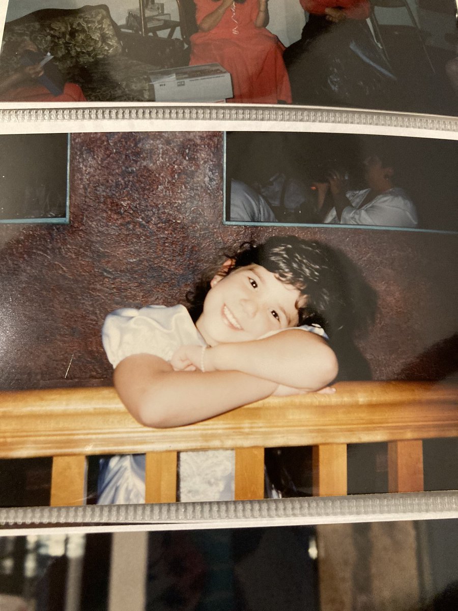 AmberMillerKHS's tweet photo. Throwback Thursday! At my cousin’s wedding in 1994. #ThrowbackThursday https://t.co/Z3JEAS3UEK