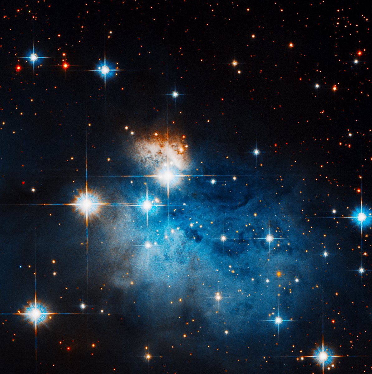 #HappyHolidays from Hubble!

We hope this view of the Coalsack Nebula is the only coal you’ll get this year.

Discover more: go.nasa.gov/3muiJVw