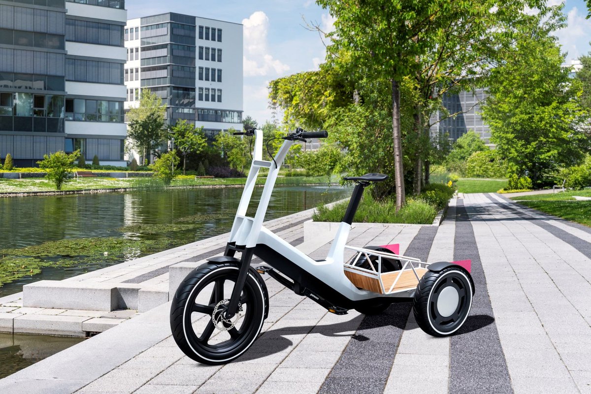 LataMobility's tweet photo. #Tech⚡️ | Una de las creaciones verdes de @BMWi pasa por un triciclo electrificado llamado "BMW Concept Dynamic Cargo", que va más allá de sus límites al poder transportar cargas ⚡️
🔥Más detalles: https://t.co/QkpUzEdSMh
#latamobility https://t.co/1prVE9w2fM
