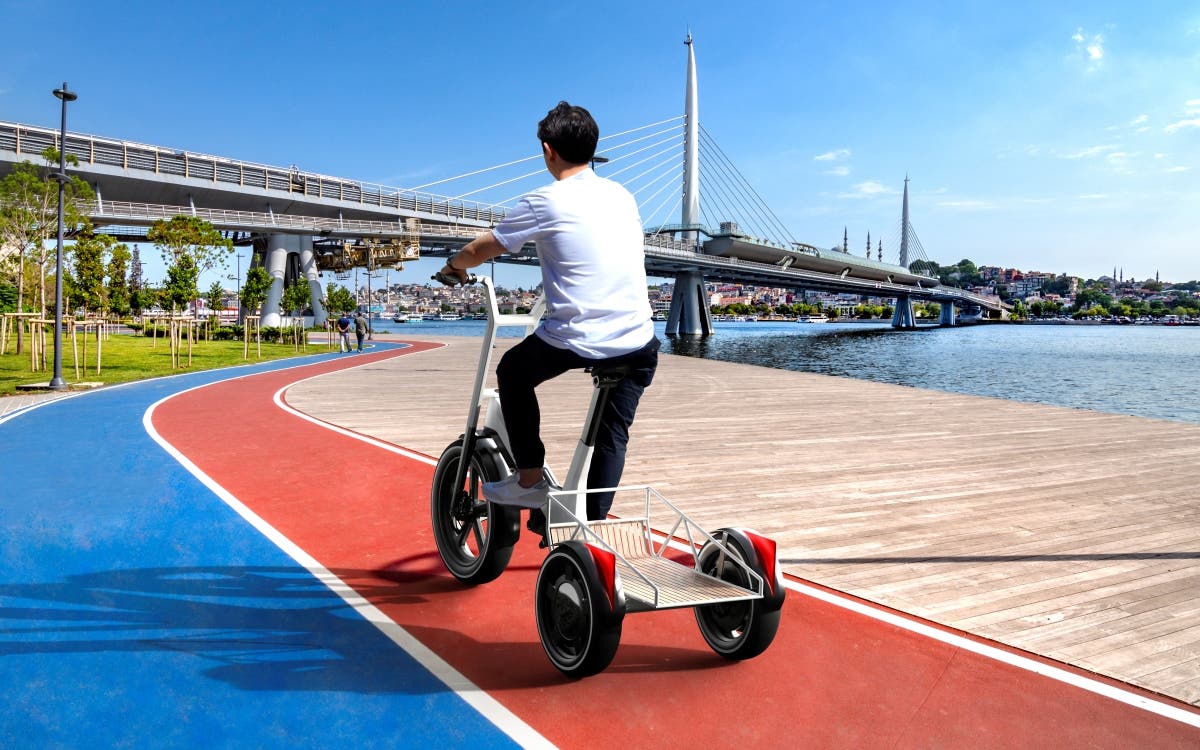 LataMobility's tweet photo. #Tech⚡️ | Una de las creaciones verdes de @BMWi pasa por un triciclo electrificado llamado "BMW Concept Dynamic Cargo", que va más allá de sus límites al poder transportar cargas ⚡️
🔥Más detalles: https://t.co/QkpUzEdSMh
#latamobility https://t.co/1prVE9w2fM