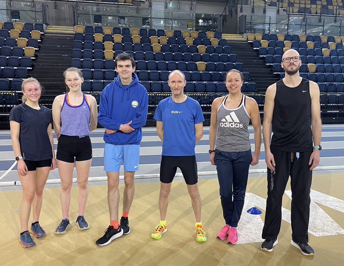 scottmartin39's tweet photo. Great to be back on the track for a non solo session for the first time this year. As suspected I’m still pretty fit just now but boy I found that tough. Great benchmark though 😊#emiratesarena https://t.co/XgO5p5oiLr