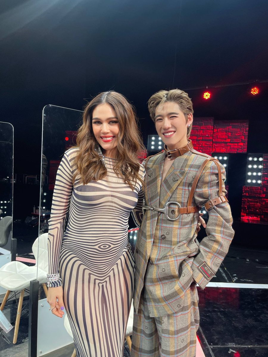 ปังมากกก !! นักร้องหลังกำแพงที่ร้องกับพีพีคือแม่ชมเองค้าบบบ ดีไม่ไหวว กิ้ดดด🙈🙈😍
 
ขอบคุณรายการ <a href="/thewallsong/">ร้องข้ามกำแพง The Wall Song</a> ที่ชวนพีพีไปร่วมร้องเพลงด้วยนะค้าบ 😍🤩

#ร้องข้ามกำแพงxPPkritt
#ร้องข้ามกำแพง #TheWallSong
#NadaoMusic